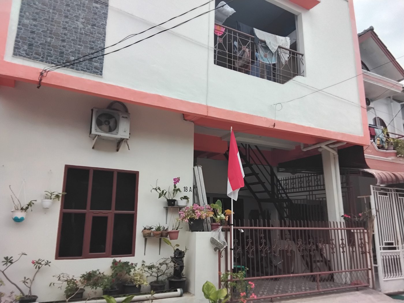 Tampak Depan Kost Putri Harmoni 18